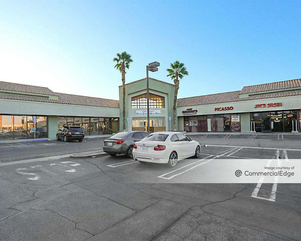 Bermuda Dunes Plaza 40100 Washington Street, Indio, CA Retail Space